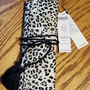 Chico's roll-up jewelry carrier